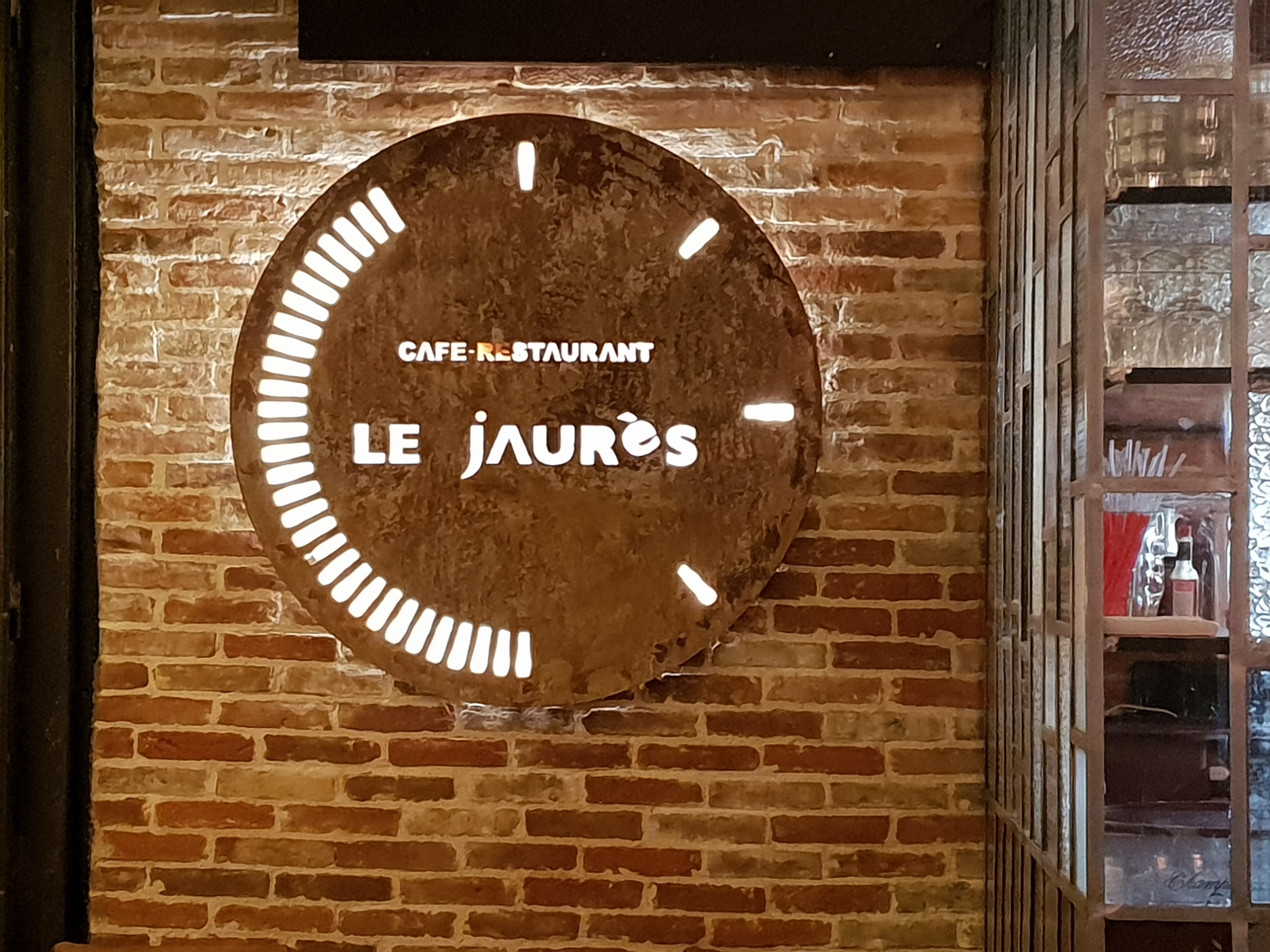 Jaures4