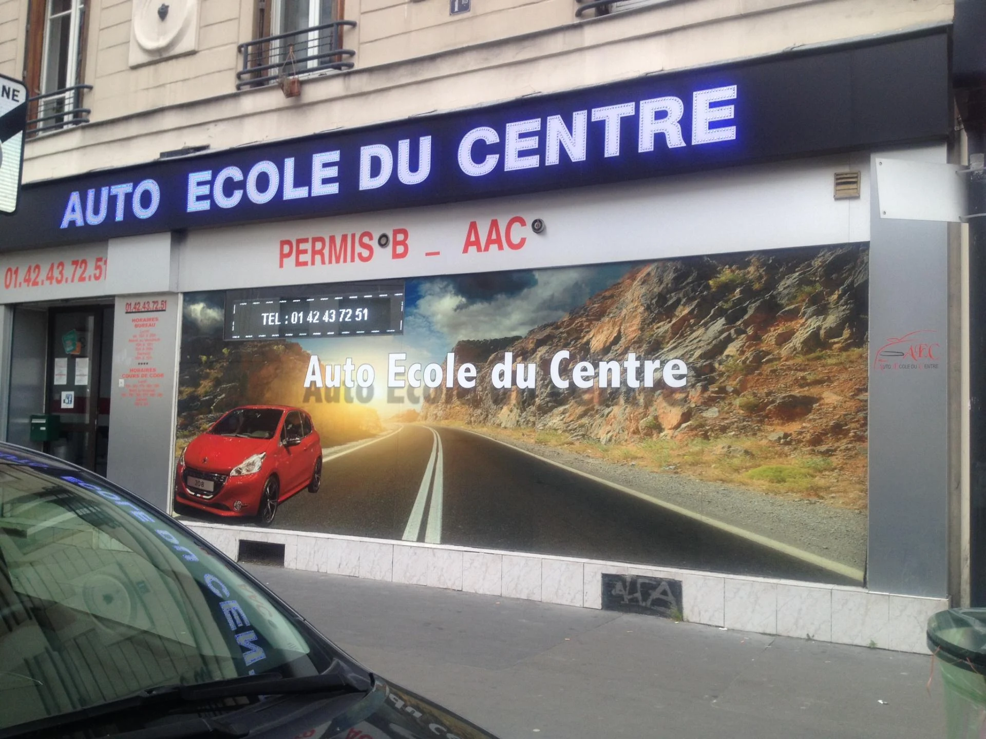 Vue d ensemble auto ecole saint denis enseigne bandea lettre led point a point grande visibilite va enseignes